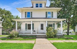 514 W Seerley Boulevard, Cedar Falls, IA 50613