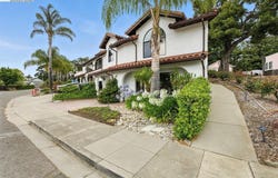 21798 Independent School Rd, Castro Valley, CA 94552