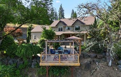 106 GREEN VALLEY RD, Oakland, OR 97462