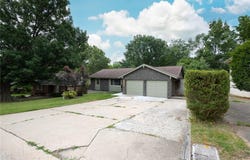 11205 E 74th Street, Raytown, MO 64133
