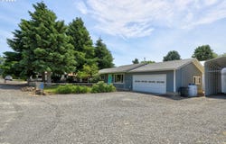 524 4TH AVE, Dallesport, WA 98617