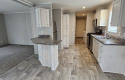 84 Mulberry, Belleville, MI 48111