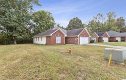 529 LAKESIDE CIRCLE, CENTER POINT, AL 35215