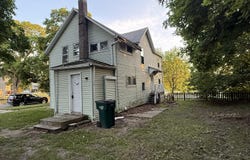 1601 Coleman Avenue, Lansing, MI 48910