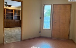 3102 Princeton Dr, Hutchinson, KS 67502