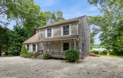 28 Oyster Shores Road, East Hampton, NY 11937