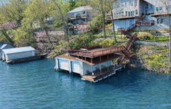 909 Pine Island Point, Scottsboro, AL 35769