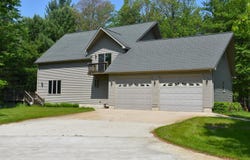 22406 E River Road, Harrietta, MI 49638