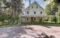 788 White Mills Rd, Chatham, NY 12184