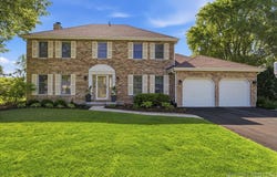 512 West Lane, Geneva, IL 60134