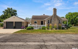3126 N AVALON Place, Peoria, IL 61604