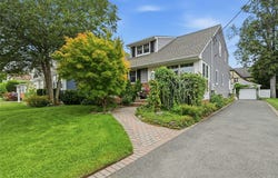 35 Reid Avenue, Rockville Centre, NY 11570