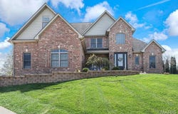 112 Fox Hill Ct., Edwardsville, IL 62025