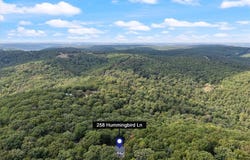 258 Hummingbird Lane, Eureka Springs, AR 72632