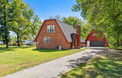 3926 County Road 3800, Independence, KS 67301