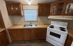 809 Zella Avenue NW, New Philadelphia, OH 44663
