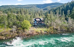 400 Nugget, Gasquet, CA 95543