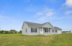 26354 MEADOW Lane, ELLENDALE, DE 19941