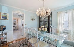 84 W Milton Street, Freeport, NY 11520