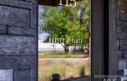115 N Almon #104, Moscow, ID 83843
