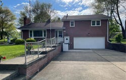 681 Grandview Avenue, East Palestine, OH 44413