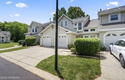 105 Lloyd Court, East Brunswick, NJ 08816