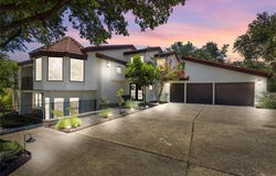 17 The Hills DR, Austin, TX 78738