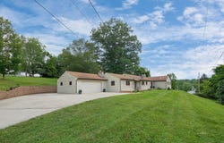 192 Longview Heights Rd, Athens, OH 45701