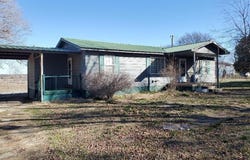 824 W Houston Street, Okemah, OK 74859