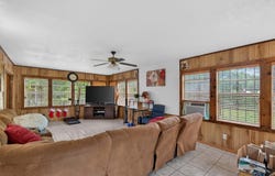5022 FRANK BORMAN DR, Kirby, TX 78219