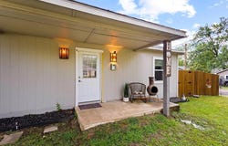 221 Braz Street, Bonham, TX 75418