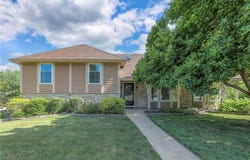 804 Tam O'Shanter Drive, Kansas City, MO 64145