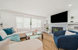 4 Thach Lane, Hyannis, MA 02601