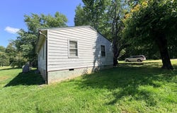 3542 Heights School Rd, Pamplin, VA 23958