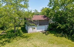 214 5th Ave S, Baxter, TN 38544-5159