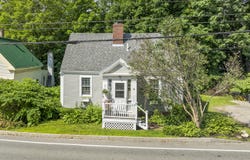 14 Academy Hill Road, Newcastle, ME 04553