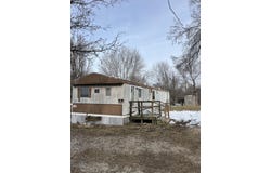 1909 E 505th Road, Halfway, MO 65663