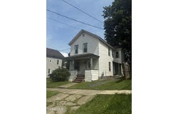 202 Glebe St, Johnstown, NY 12095