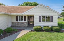 521 Meadowbrook Court, Marshall, WI 53559
