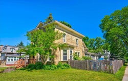 231 4th Street, Baraboo, WI 53913-1513