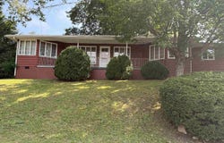 100 Shawnee Way, Clarksburg, WV 26301