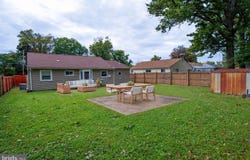 4 DORSET Drive, TRENTON, NJ 08618
