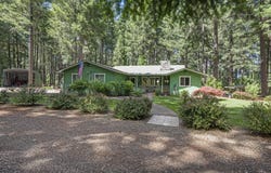 200 Cornett Lane, Cave Junction, OR 97523