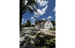 955 N Curry Pike, Bloomington, IN 47404-2504