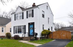 3921 Grosvenor Road, South Euclid, OH 44118