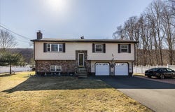 810 Roosevelt Drive, Derby, CT 06418