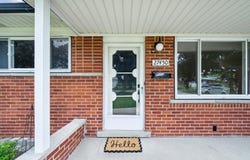 27450 El Capitan Drive, Warren, MI 48092