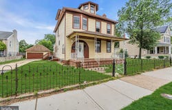 224 E WASHINGTON STREET, RIVERSIDE, NJ 08075