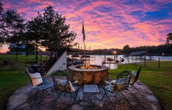 230 Bushwhacker Dr, Mabank, TX 75156
