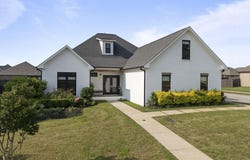 24673 Beacon Circle, Athens, AL 35613